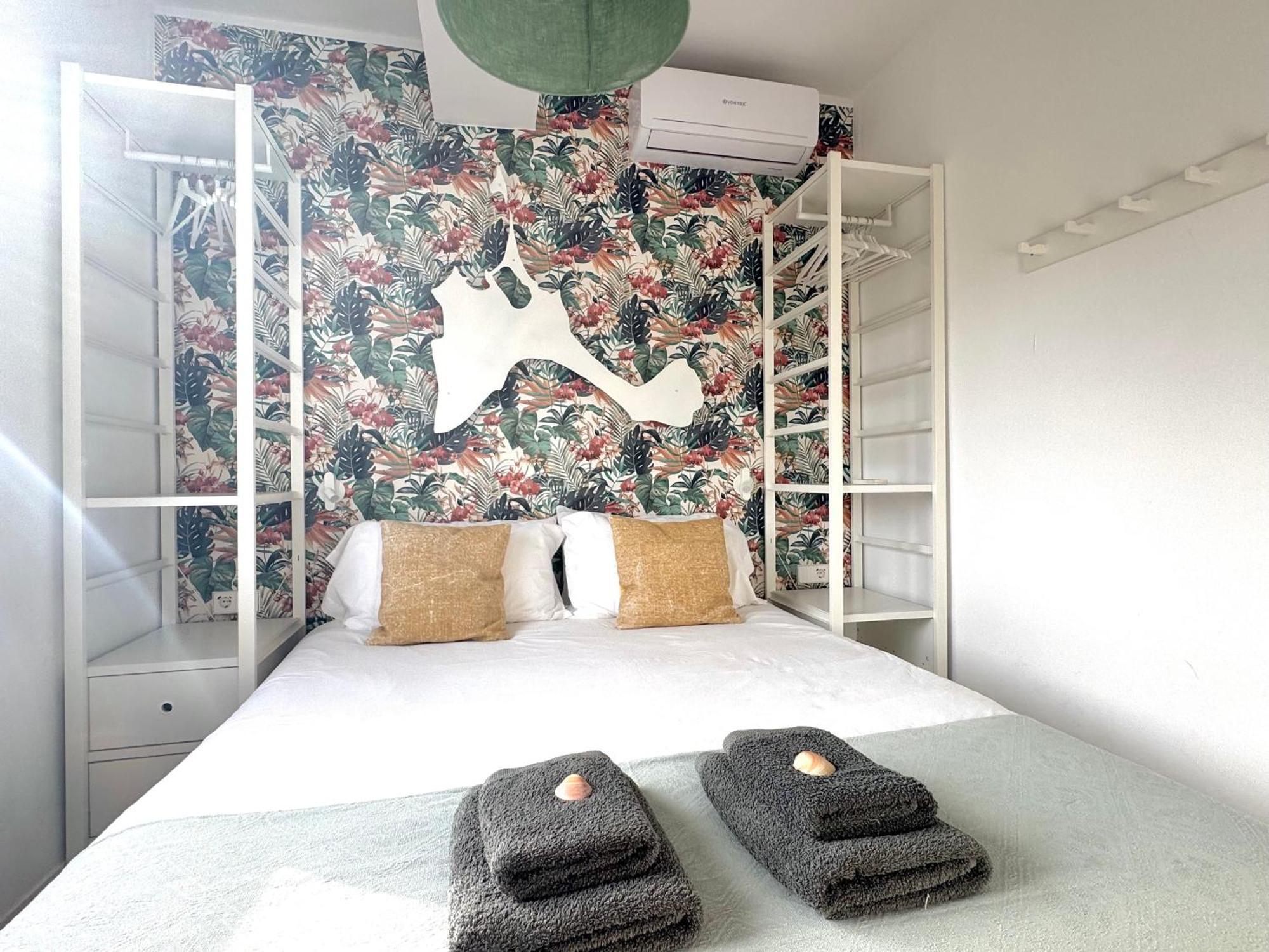Appartement Nobe Es Pujols Proche Plage, Vue Mer Exterior photo