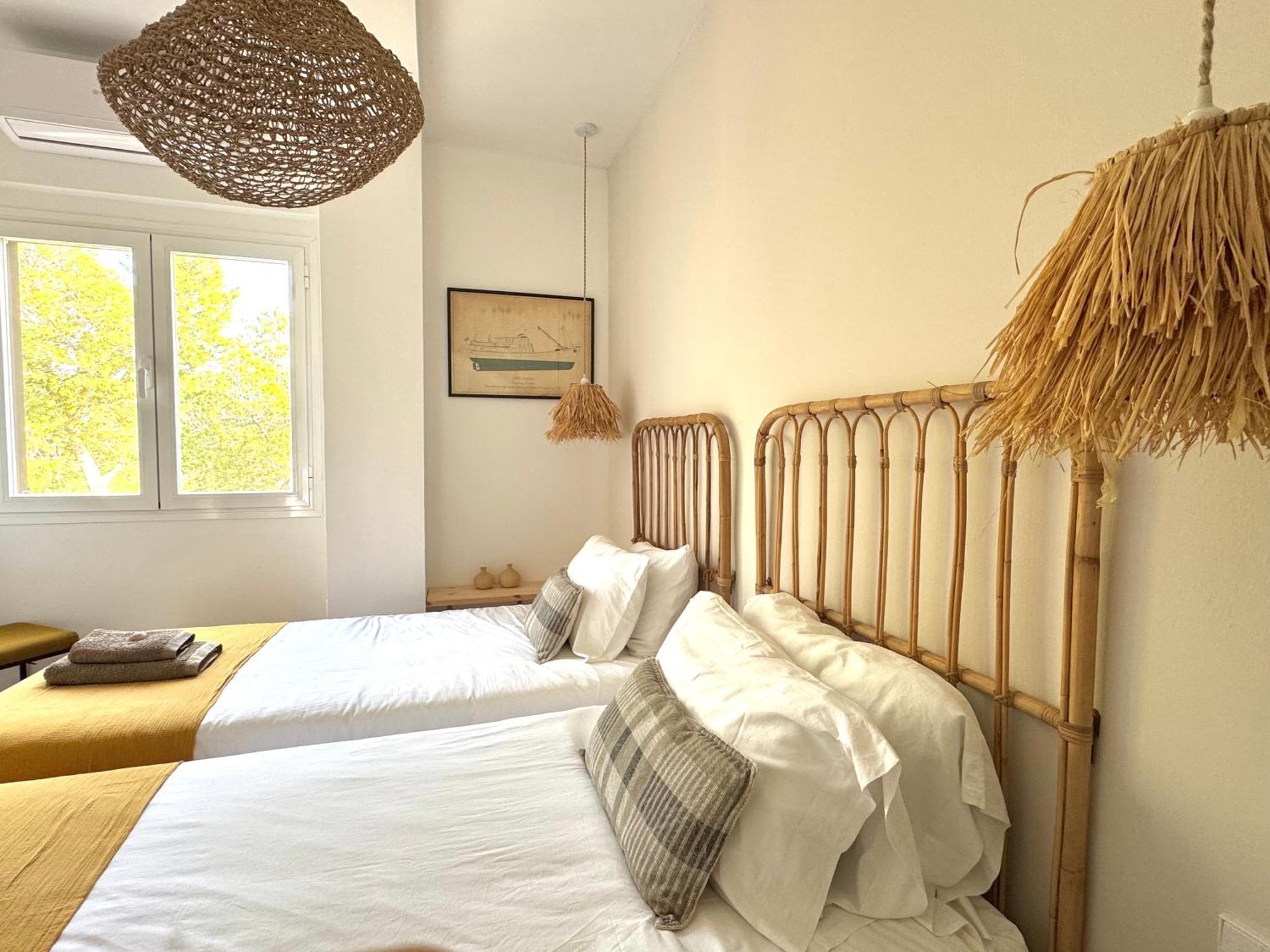 Appartement Nobe Es Pujols Proche Plage, Vue Mer Exterior photo